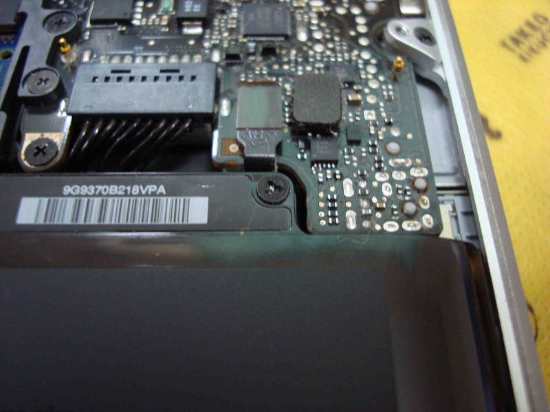 MacBook Pro MB991J/A