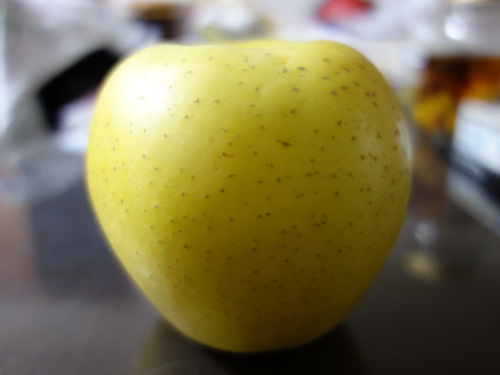 Apple Shinano Gold