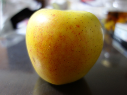 Apple Shinano Gold