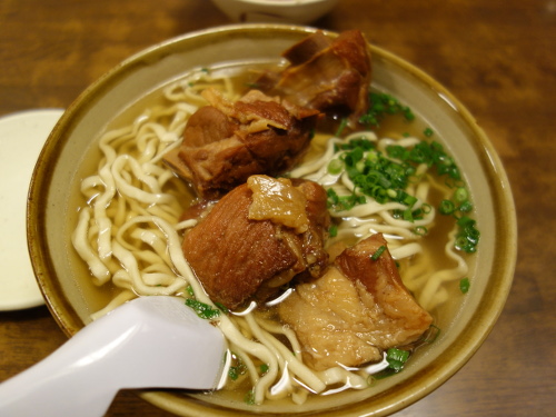 なかむらそばのソーキそば