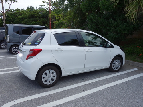 レンタカーTOYOTAのVitz