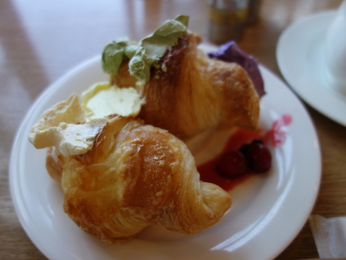 1FのAQUA BELLEの朝食のクロワッサン